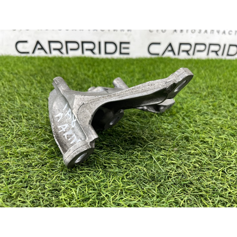 Кронштейн КПП (трансмиссия) AUDI A8 D4 2011 4,2 4H0399113E