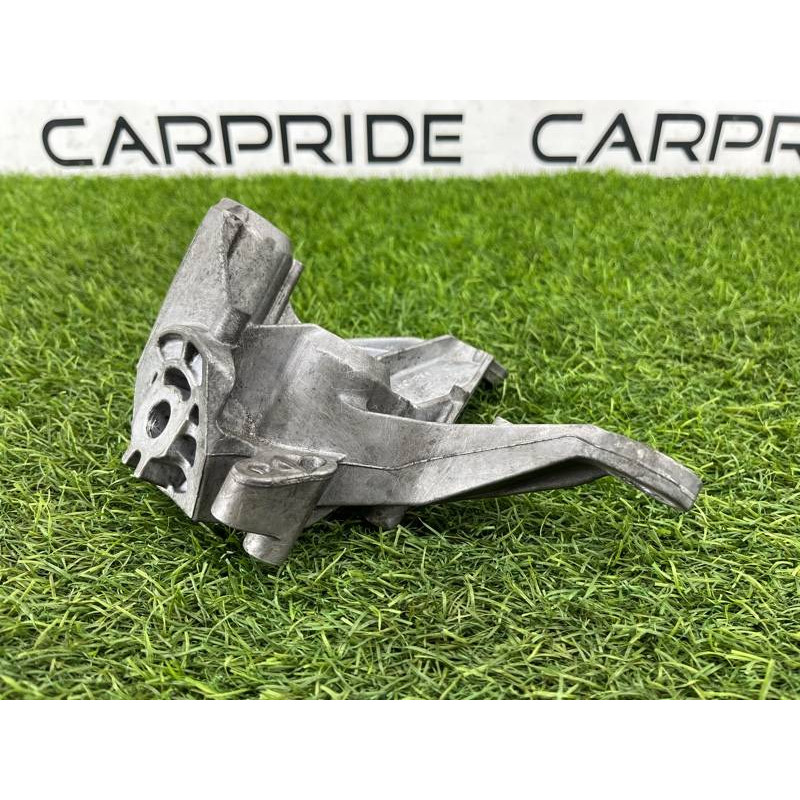 Кронштейн КПП (трансмиссия) AUDI A8 D4 2011 4,2 4H0399113E