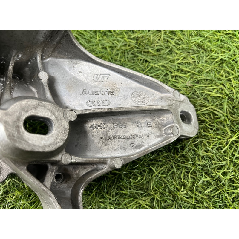 Кронштейн КПП (трансмиссия) AUDI A8 D4 2011 4,2 4H0399113E