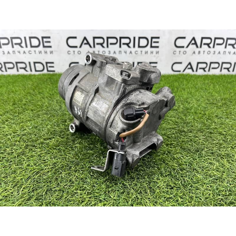 Компрессор кондиционера (отопление и кондиционирование) AUDI A8 D4 2011 4,2 4H0260805G