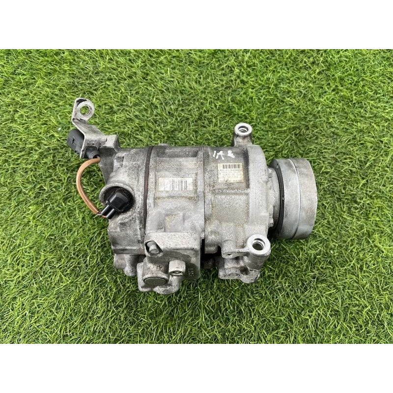 Компрессор кондиционера (отопление и кондиционирование) AUDI A8 D4 2011 4,2 4H0260805G