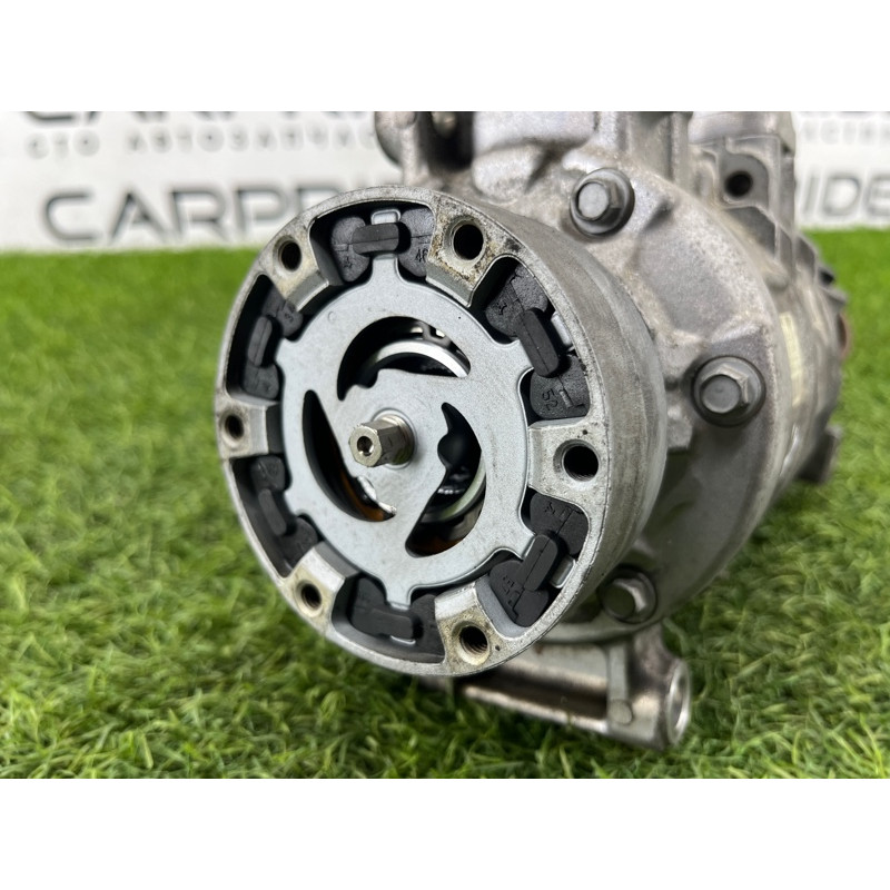 Компрессор кондиционера (отопление и кондиционирование) AUDI A8 D4 2011 4,2 4H0260805G