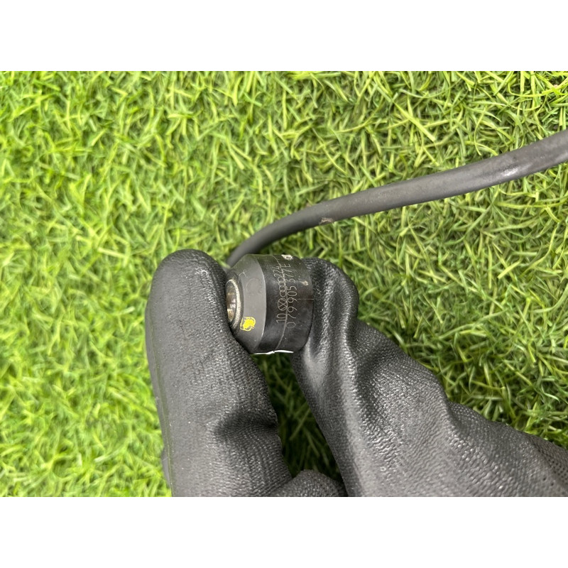 Датчик детонации (электрика двигателя) AUDI A8 D4 2011 4,2 079905377E