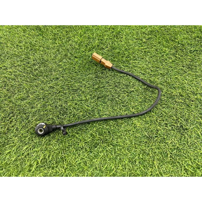 Датчик детонации (электрика двигателя) AUDI A8 D4 2011 4,2 077905377G