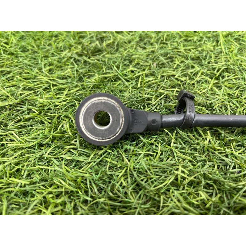 Датчик детонации (электрика двигателя) AUDI A8 D4 2011 4,2 077905377G