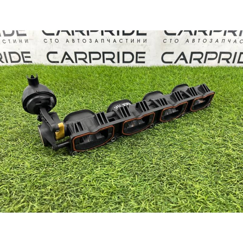 Коллектор впускной (впускная система) AUDI A8 D4 2011 4,2 079133110AS