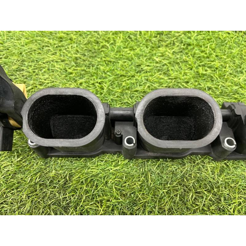 Коллектор впускной (впускная система) AUDI A8 D4 2011 4,2 079133109AS