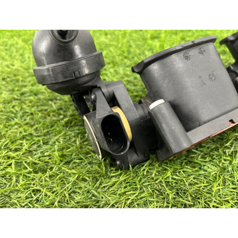 Коллектор впускной (впускная система) AUDI A8 D4 2011 4,2 079133109AS