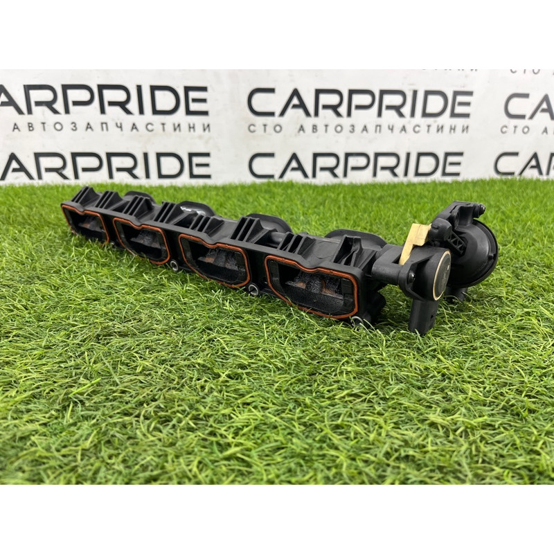 Коллектор впускной (впускная система) AUDI A8 D4 2011 4,2 079133109AS