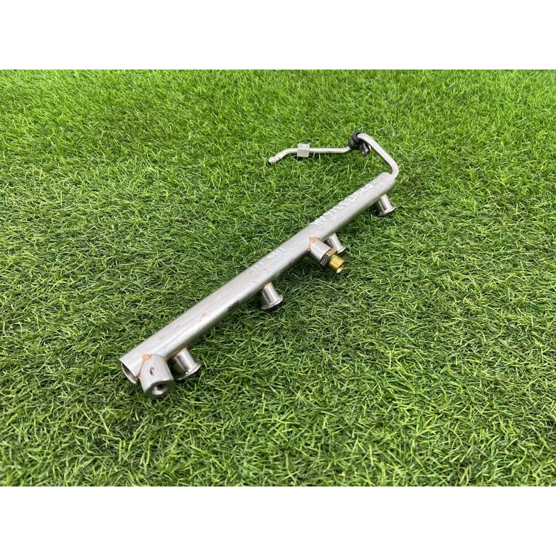 Топливная рампа (топливная система) AUDI A8 D4 2011 4,2 079133316AM