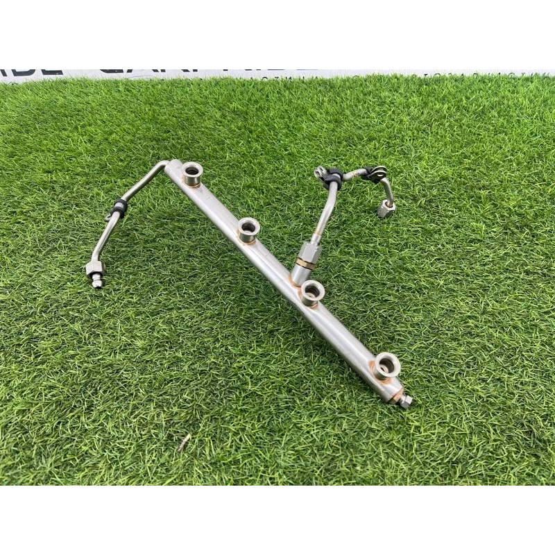 Топливная рампа (топливная система) AUDI A8 D4 2011 4,2 079133315AM