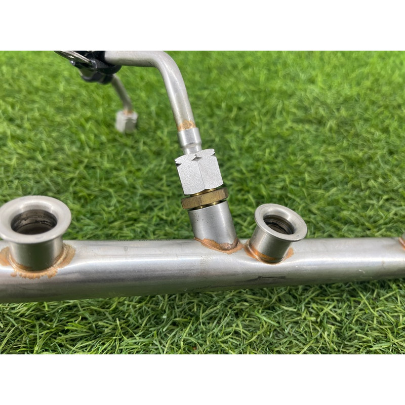 Топливная рампа (топливная система) AUDI A8 D4 2011 4,2 079133315AM