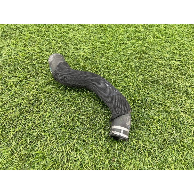 Патрубок (система охлаждения) AUDI A8 D4 2011 4,2 4H0121108A