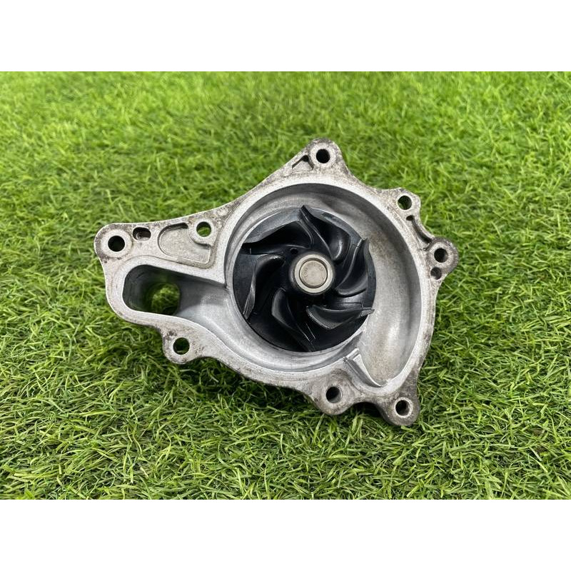 Помпа (система охлаждения) AUDI A8 D4 2011 4,2 079121014F