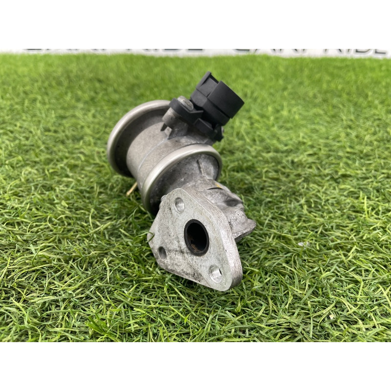 Клапан ЕГР (двигатель и элементы) AUDI A8 D4 2011 4,2 079131101AN