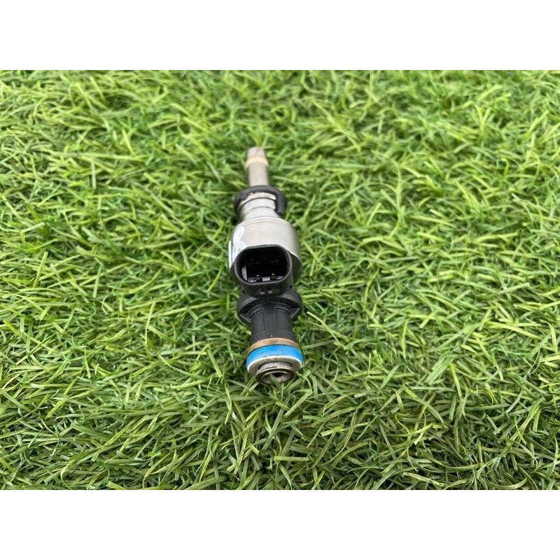 Форсунка топливная (топливная система) AUDI A8 D4 2011 4,2 079906036G