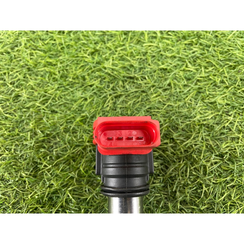 Катушка зажигания (электрика двигателя) AUDI A8 D4 2011 4,2 06E905115E