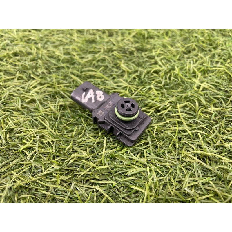 Датчик давления (электрика / датчики) AUDI A8 D4 2011 4,2 06E906052