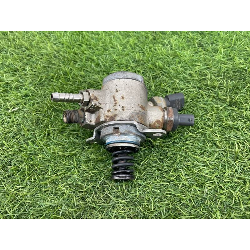 ТНВД (топливная система) Audi Q5 8R 2012 3.2 CALB 06E127025Q