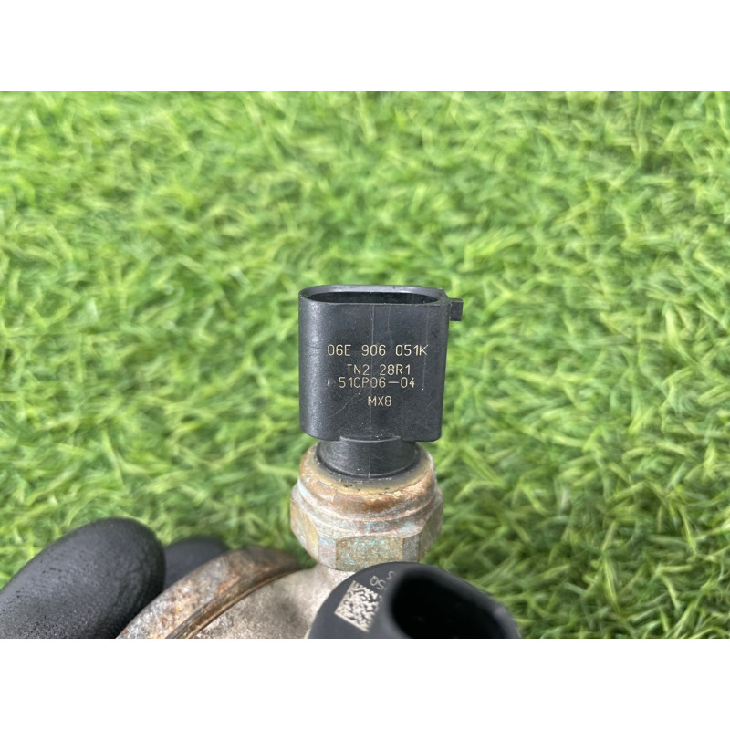 ТНВД (топливная система) Audi Q5 8R 2012 3.2 CALB 06E127025Q