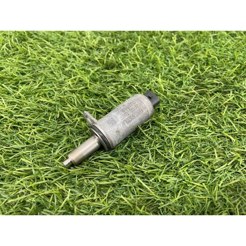 Клапан электромагнитный (электрика) Audi Q5 8R 2012 3.2 CALB 06E103697G