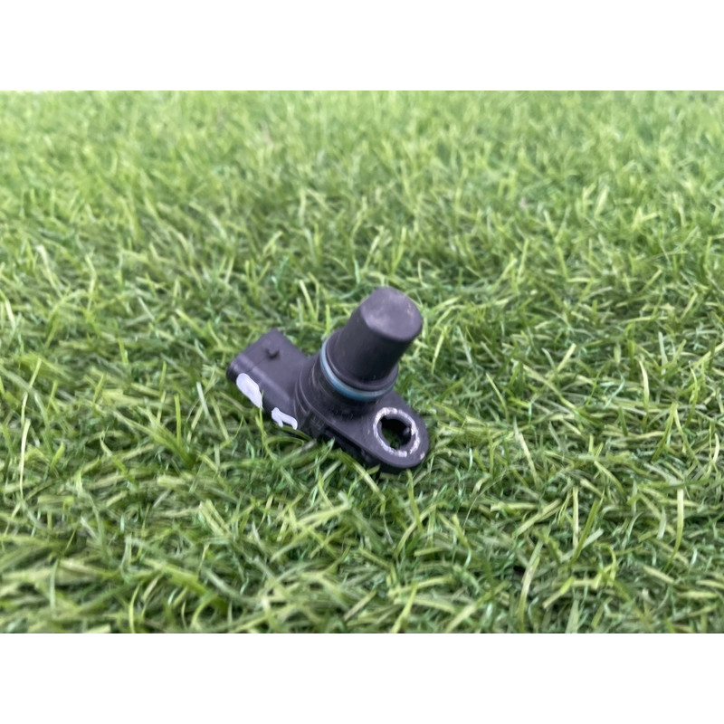 Датчик положения распредвала (электрика двигателя) Audi Q5 8R 2012 3.2 CALB 07L905163B