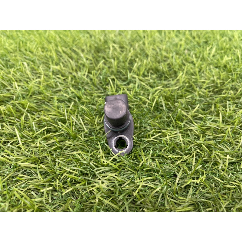 Датчик положения распредвала (электрика двигателя) Audi Q5 8R 2012 3.2 CALB 07L905163B