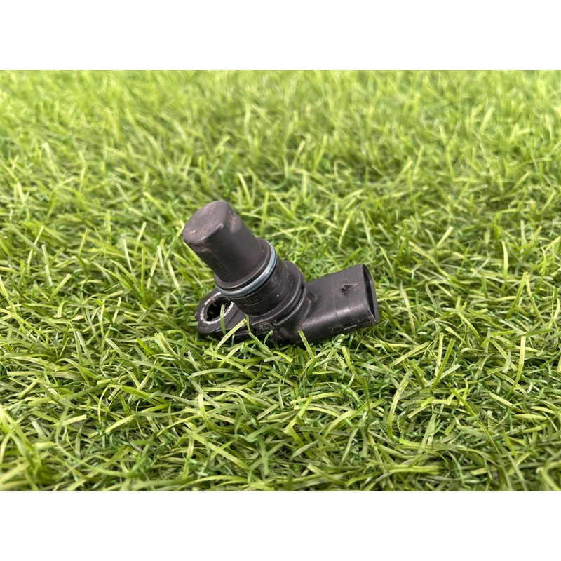 Датчик положения распредвала (электрика двигателя) Audi Q5 8R 2012 3.2 CALB 07L905163B