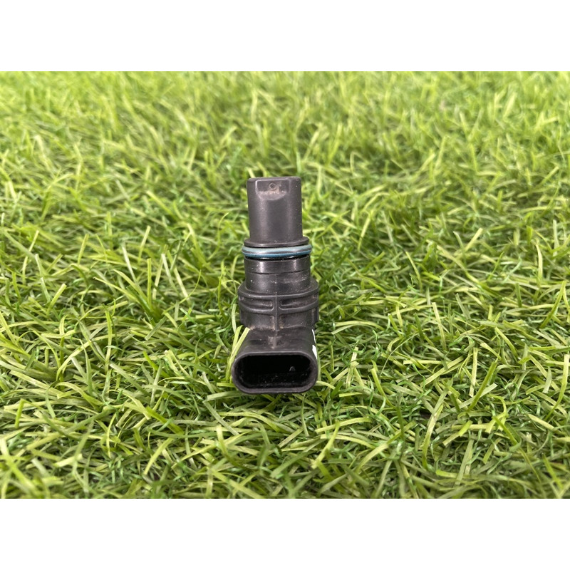 Датчик положения распредвала (электрика двигателя) Audi Q5 8R 2012 3.2 CALB 07L905163B