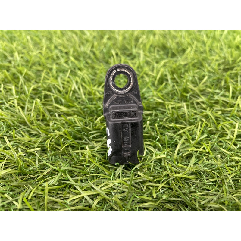 Датчик положения распредвала (электрика двигателя) Audi Q5 8R 2012 3.2 CALB 07L905163B