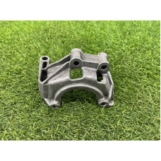 Кронштейн насоса гидроусилителя