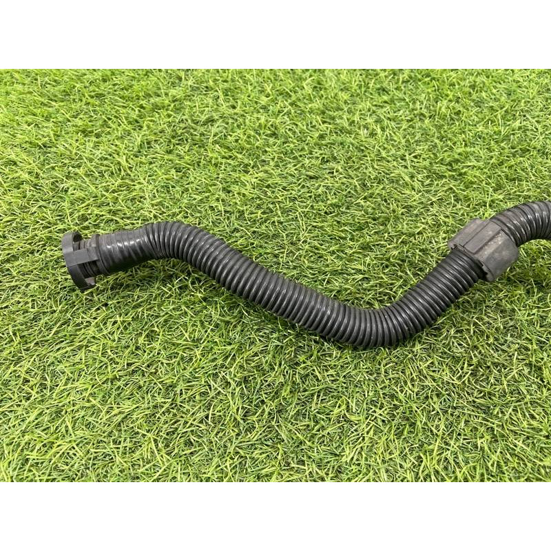 Трубка насоса вторичного воздуха (двигатель и элементы) Audi Q5 8R 2012 3.2 CALB 06E133817K