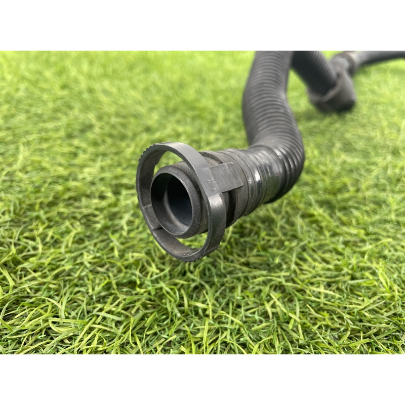 Трубка насоса вторичного воздуха (двигатель и элементы) Audi Q5 8R 2012 3.2 CALB 06E133817K