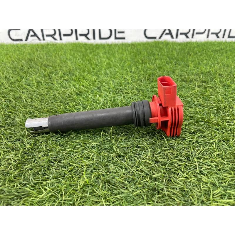 Катушка зажигания (электрика двигателя) Audi Q5 8R 2012 3.2 CALB 06E905115E