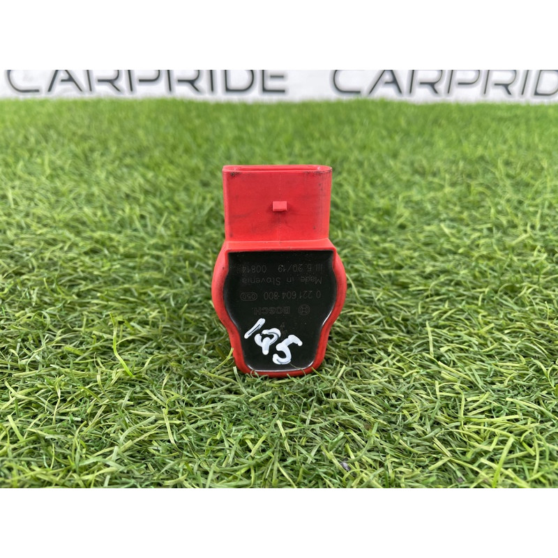 Катушка зажигания (электрика двигателя) Audi Q5 8R 2012 3.2 CALB 06E905115E