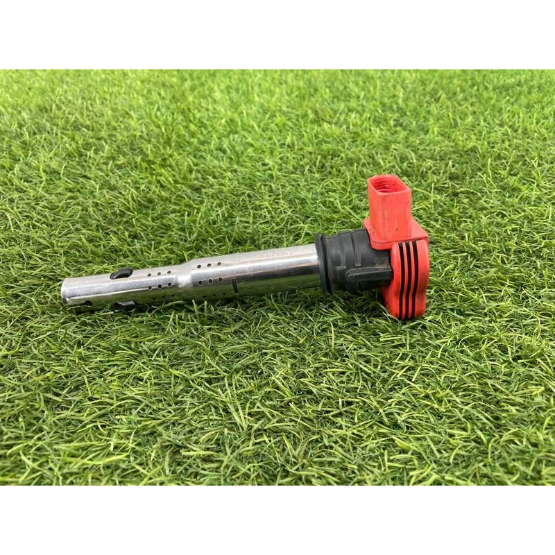 Катушка зажигания (электрика двигателя) Audi Q5 8R 2012 3.2 CALB 06E905115E