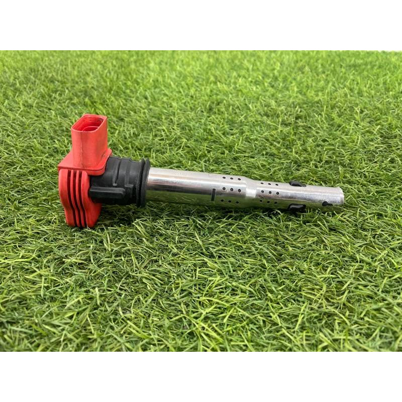 Катушка зажигания (электрика двигателя) Audi Q5 8R 2012 3.2 CALB 06E905115E