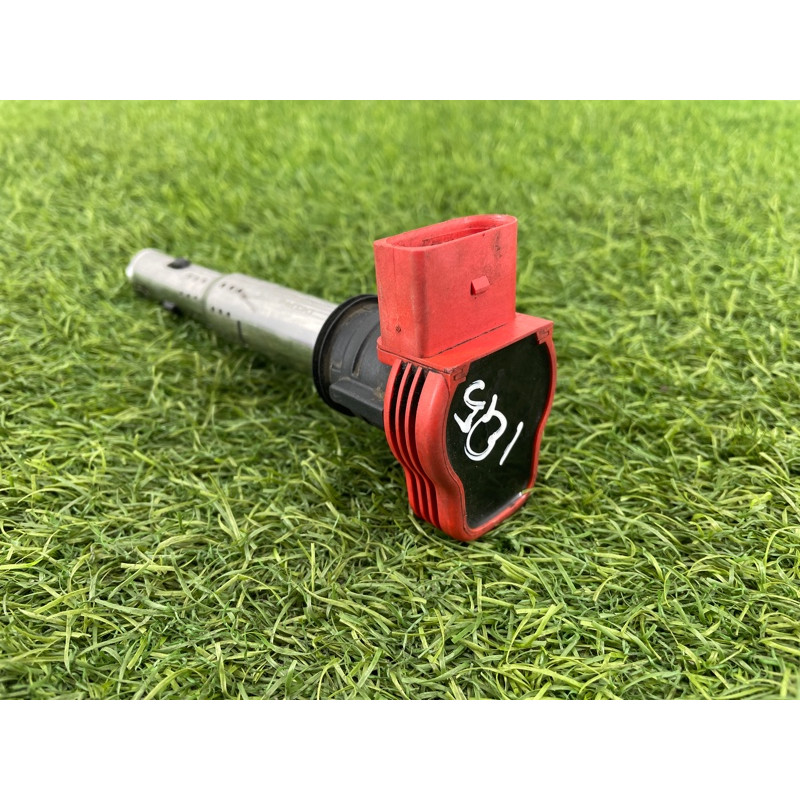 Катушка зажигания (электрика двигателя) Audi Q5 8R 2012 3.2 CALB 06E905115E