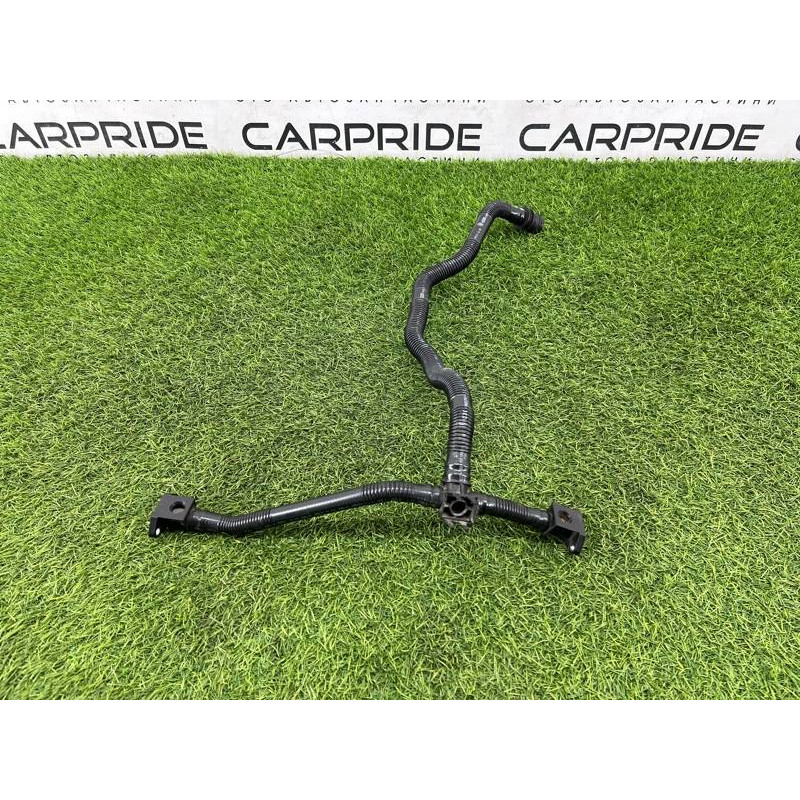 Трубка рецеркуляции воздуха (двигатель и элементы) Audi Q5 8R 2012 3.2 CALB 06E131143AK