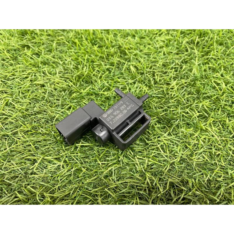 Клапан электромагнитный (электрика) Audi Q5 8R 2012 3.2 CALB 037906283C