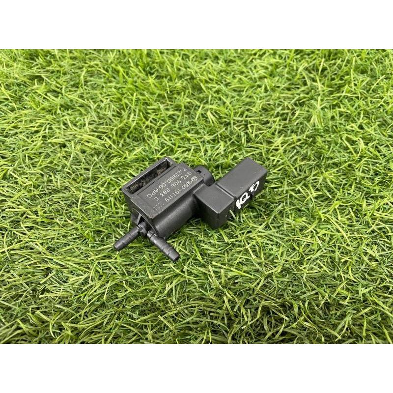 Клапан электромагнитный (электрика) Audi Q5 8R 2012 3.2 CALB 037906283C