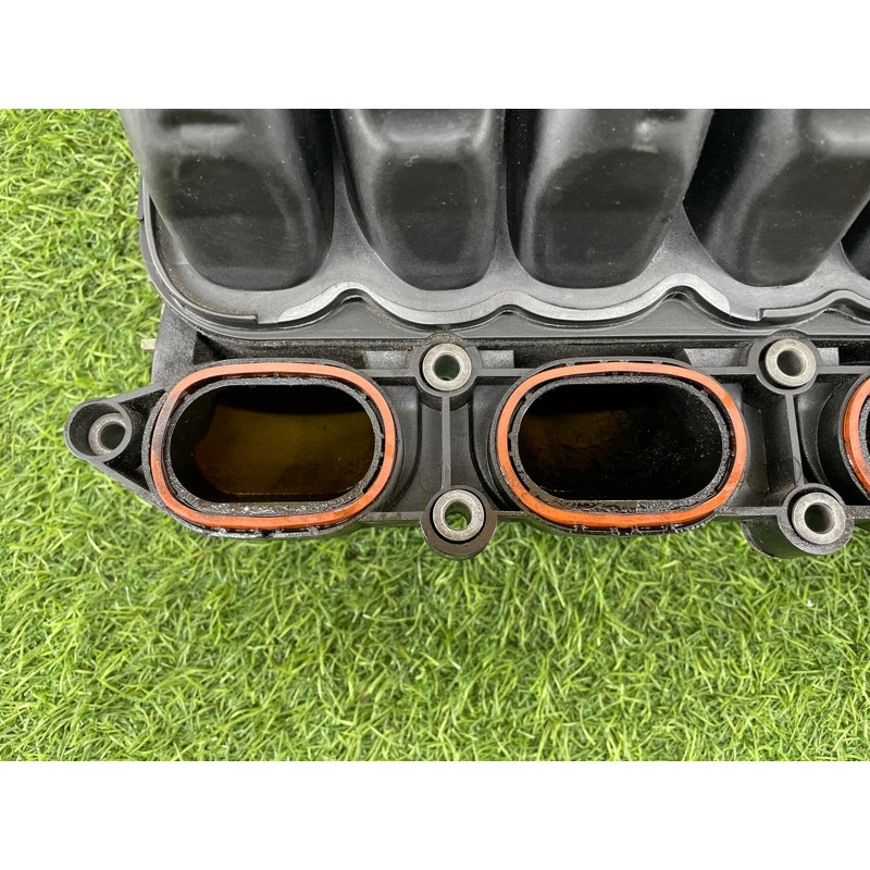 Коллектор впускной (впускная система) AUDI A8 D4 2011 4,2 079133185CJ