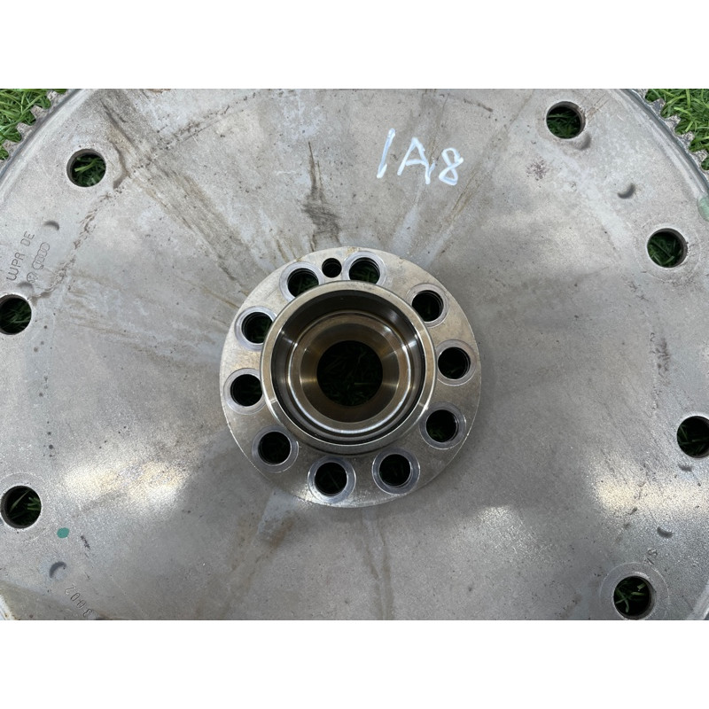 Маховик (двигатель и элементы) AUDI A8 D4 2011 4,2 059105323BJ