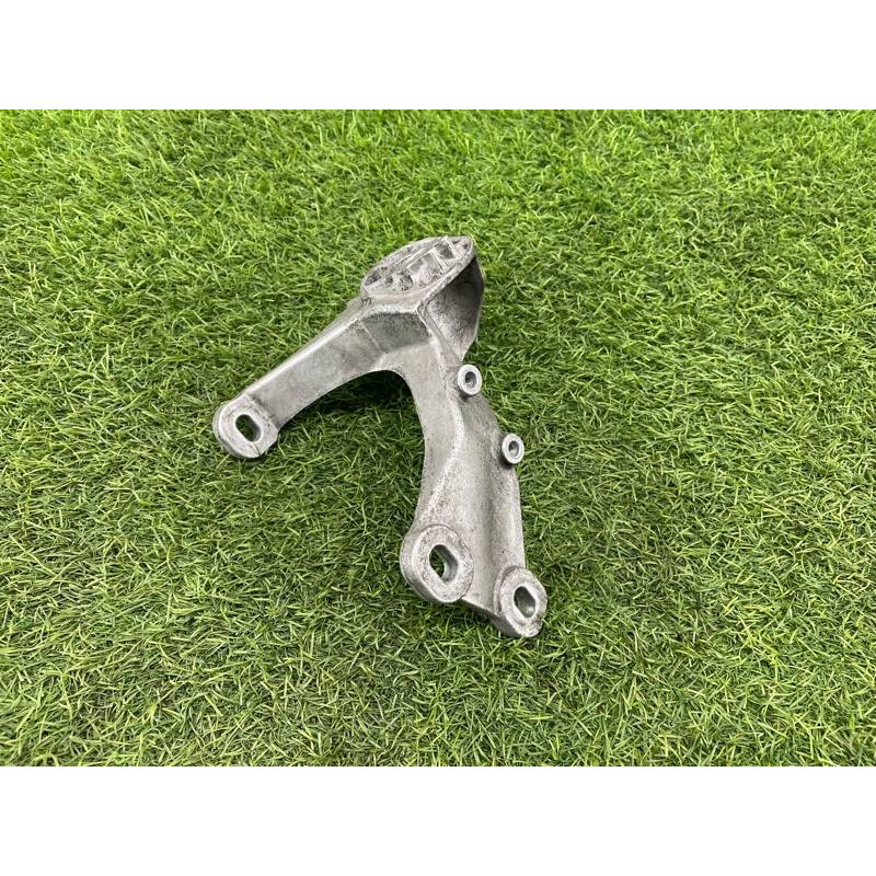 Кронштейн КПП (трансмиссия) AUDI A8 D4 2011 4,2 4H0399114E