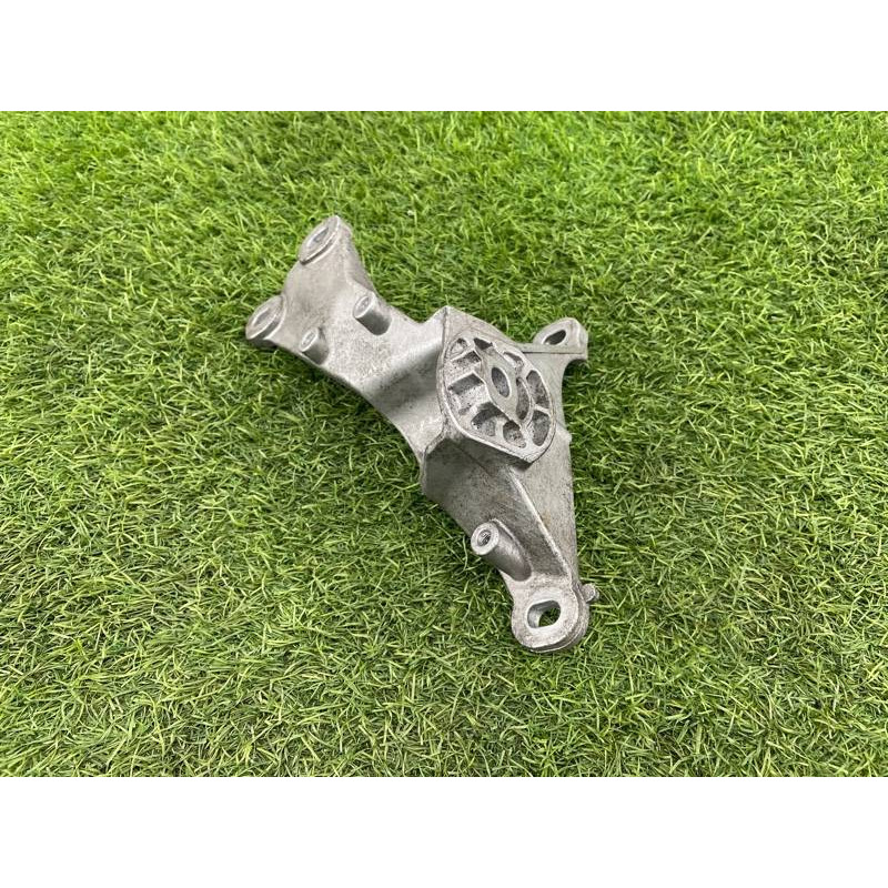 Кронштейн КПП (трансмиссия) AUDI A8 D4 2011 4,2 4H0399114E