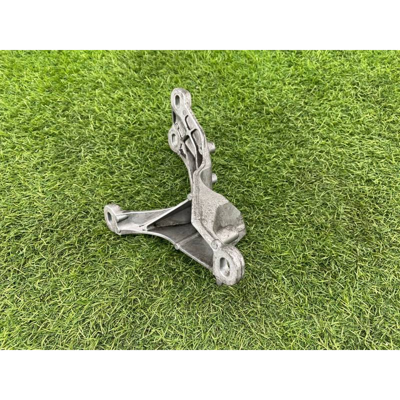 Кронштейн КПП (трансмиссия) AUDI A8 D4 2011 4,2 4H0399114E