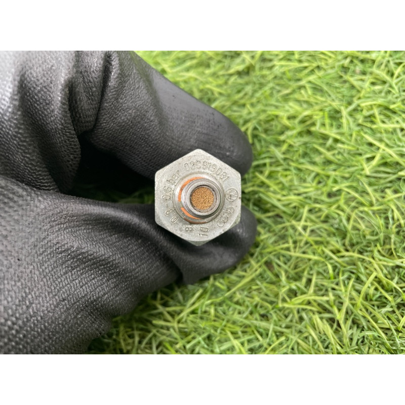 Датчик давления (электрика / датчики) AUDI A8 D4 2011 4,2 036919081D