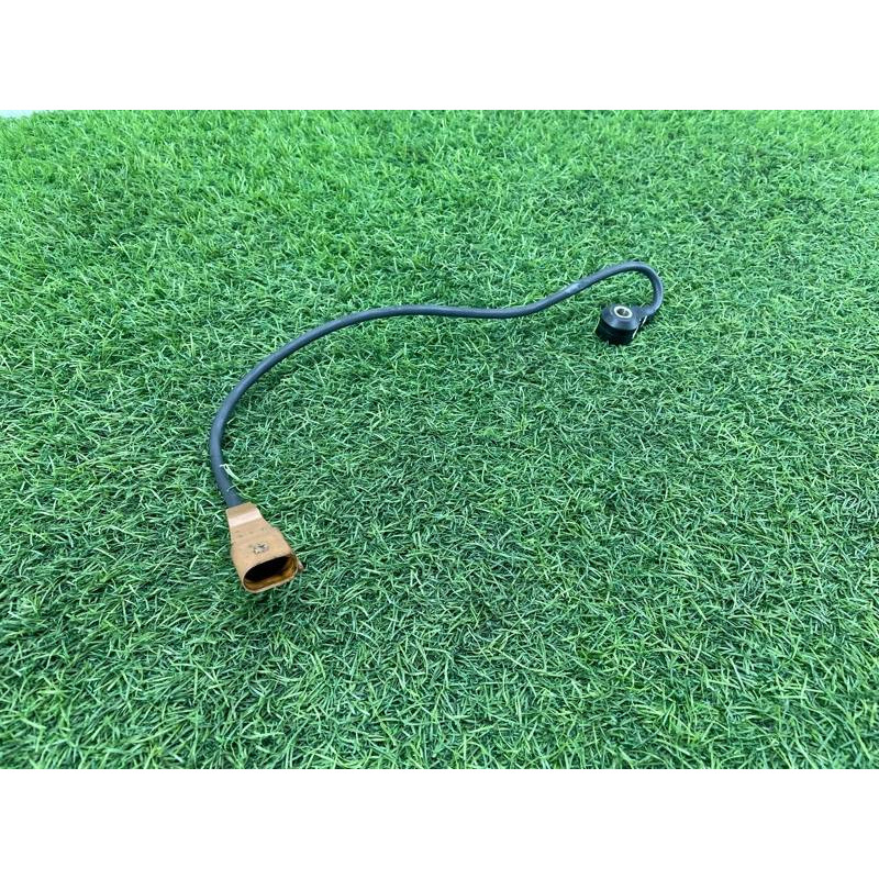 Датчик детонации (электрика двигателя) AUDI A8 D4 2011 4,2 077905377G