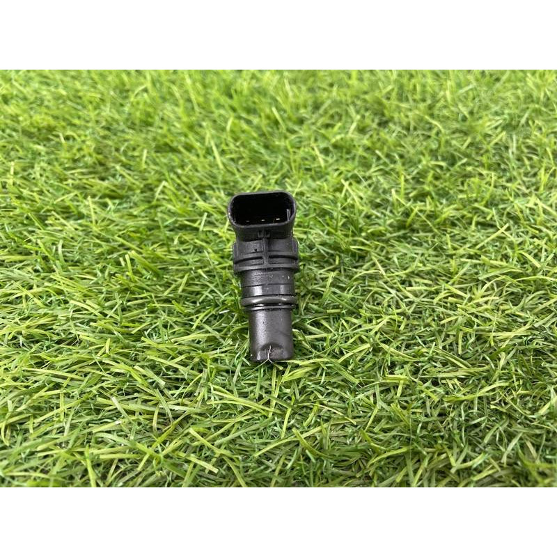 Датчик положения распредвала (электрика двигателя) AUDI A8 D4 2011 4,2 07L905163C