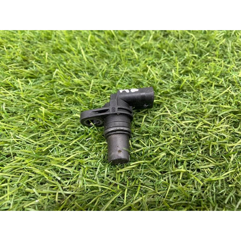 Датчик положения распредвала (электрика двигателя) AUDI A8 D4 2011 4,2 07L905163C